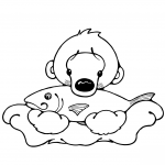 Młody niedźwiadek polarny z rybą